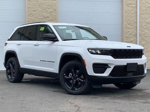 2025 Jeep Grand Cherokee Altitude