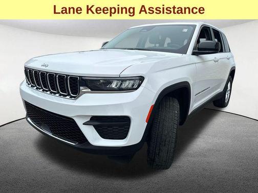 2023 Jeep Grand Cherokee Laredo