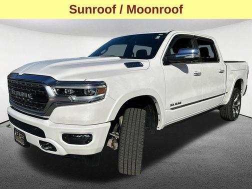Ivory White Tri-Coat Pearlcoat 2021 RAM 1500 Limited
