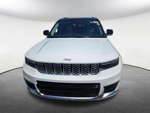 Bright White Clearcoat 2023 Jeep Grand Cherokee L Summit