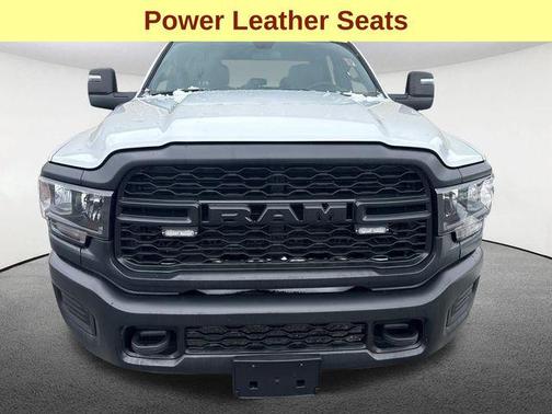 2023 RAM 2500 Tradesman Crew Cab 4x4 6'4' Box