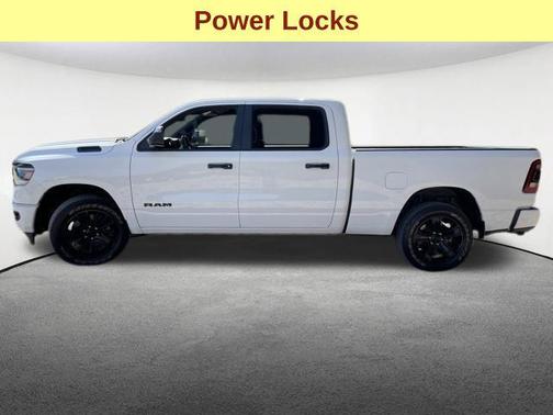 Bright White Clearcoat 2023 RAM 1500 Big Horn/Lone Star