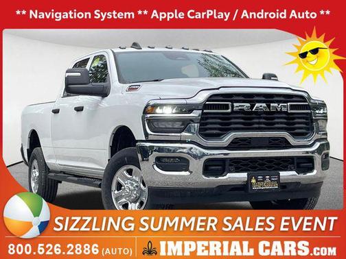 Bright White Clearcoat 2026 RAM 2500 Tradesman Crew Cab 4x4 6'4' Box