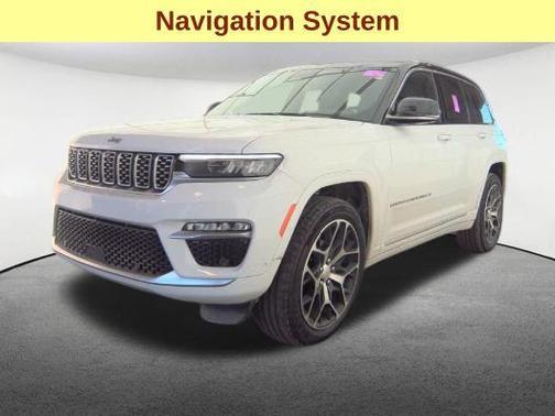 2022 Jeep Grand Cherokee Summit