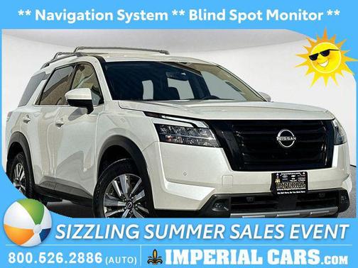 2023 Nissan Pathfinder SL 4WD