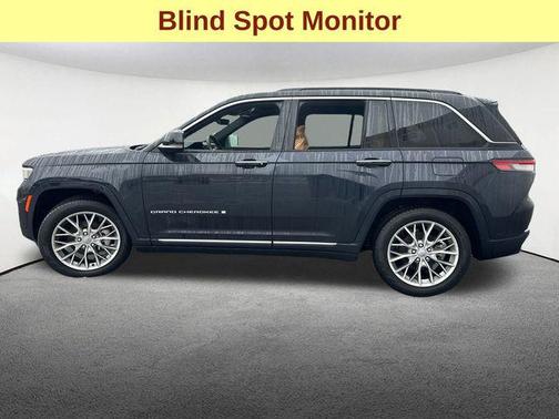2024 Jeep Grand Cherokee Summit
