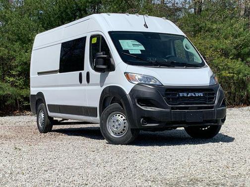 Bright White Clearcoat 2026 RAM ProMaster 2500 Tradesman