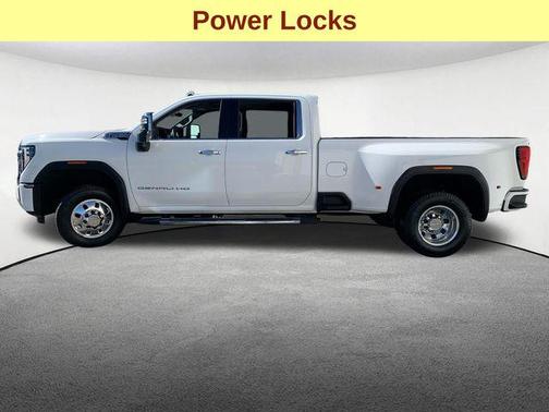 2024 GMC Sierra 3500 Denali