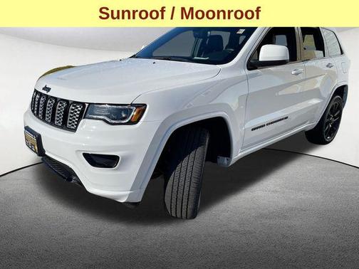2022 Jeep Grand Cherokee Laredo