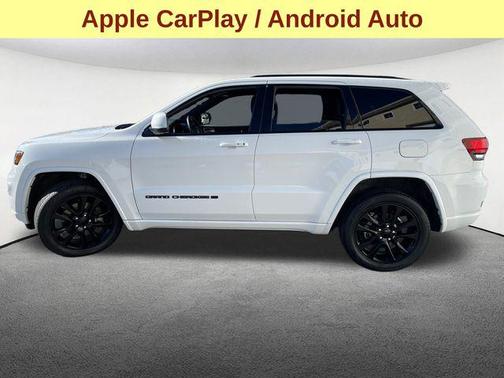2022 Jeep Grand Cherokee Laredo