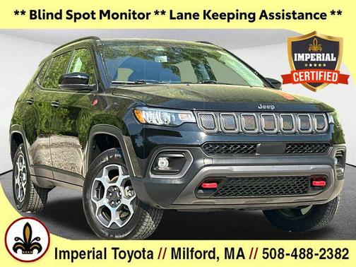 Diamond Black Crystal Pearlcoat 2022 Jeep Compass Trailhawk