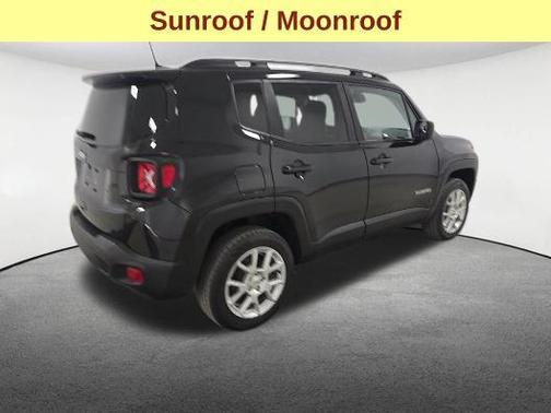 Black Clearcoat 2023 Jeep Renegade Latitude