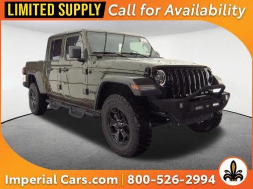 Sarge Green Clearcoat 2022 Jeep Gladiator Willys 4x4
