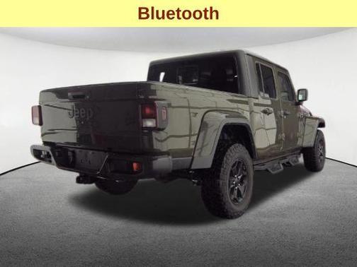 Sarge Green Clearcoat 2022 Jeep Gladiator Willys 4x4