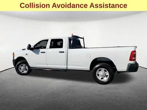 2024 RAM 3500 Tradesman Crew Cab 4x4 8' Box