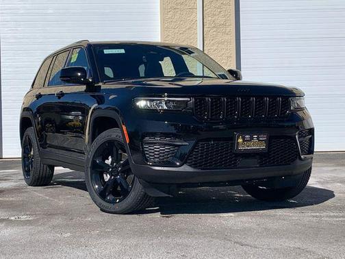 2025 Jeep Grand Cherokee Altitude