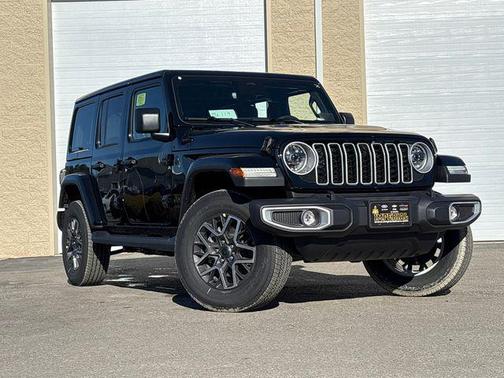 2026 Jeep Wrangler 4-Door Sahara 4x4