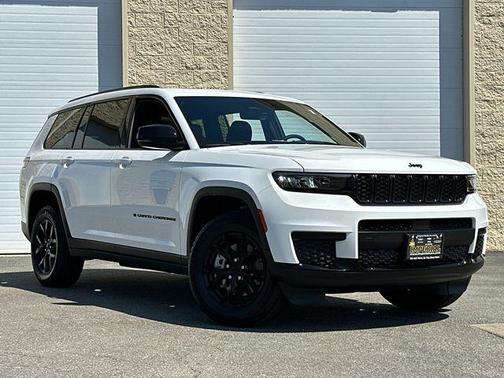 2025 Jeep Grand Cherokee L Altitude