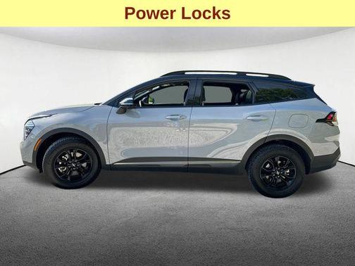 Wolf Gray/Ebony Black Roof 2024 Kia Sportage S