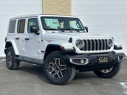 2025 Jeep Wrangler 4-Door Sahara 4x4