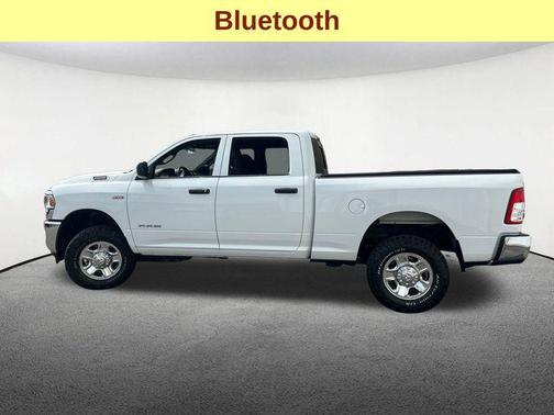 2022 RAM 2500 Tradesman Crew Cab 4x4 6'4' Box