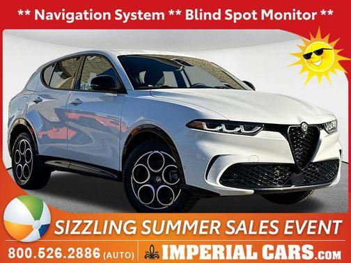 Milano White 2025 Alfa Romeo Tonale AWD