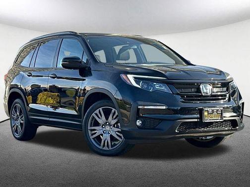 Crystal Black Pearl 2022 Honda Pilot AWD Sport