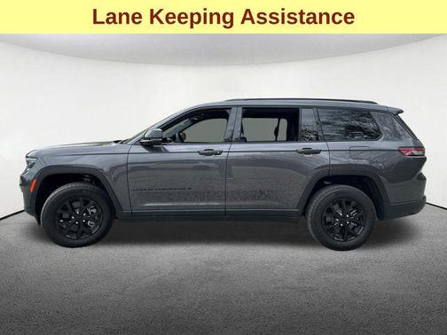 Baltic Gray Metallic Clearcoat 2025 Jeep Grand Cherokee L Altitude
