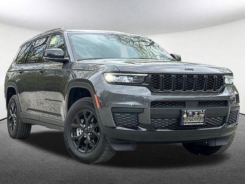 Baltic Gray Metallic Clearcoat 2025 Jeep Grand Cherokee L Altitude