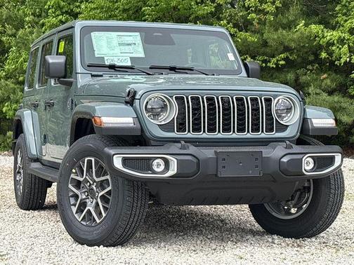 Anvil Clearcoat 2026 Jeep Wrangler 4-Door Sahara 4x4