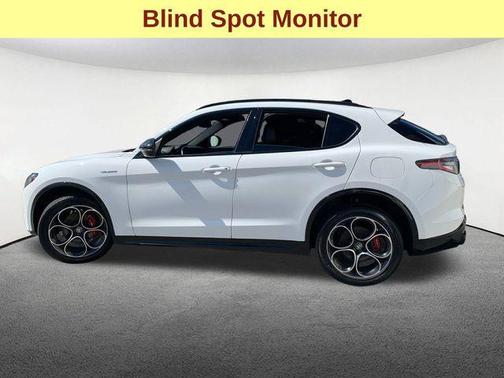 2024 Alfa Romeo Stelvio Veloce AWD