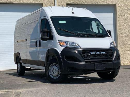 2025 RAM ProMaster 2500 Tradesman