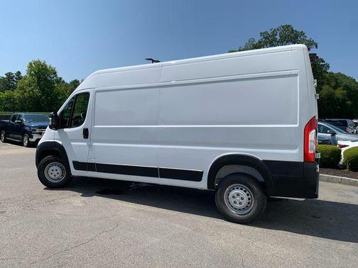 2025 RAM ProMaster 2500 Tradesman