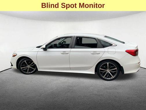 Platinum White Pearl 2022 Honda Civic Touring