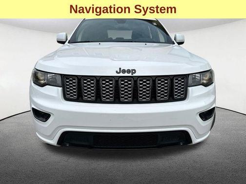 2022 Jeep Grand Cherokee Laredo