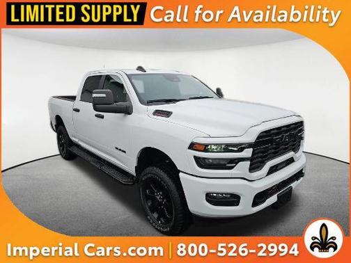 Bright White Clearcoat 2025 RAM 2500 Big Horn Crew Cab 4x4 6'4' Box