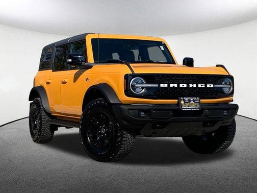 Cyber Orange Metallic Tricoat 2021 Ford Bronco Wildtrak