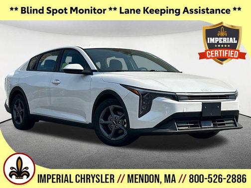 2025 Kia K4 LXS