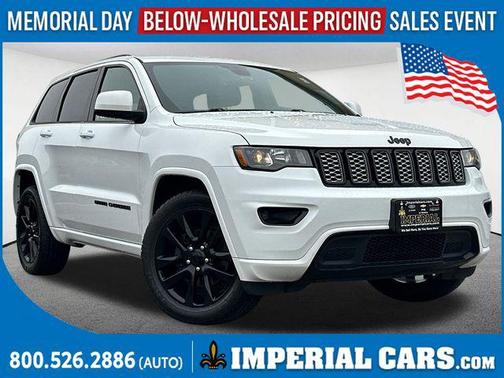 Bright White Clearcoat 2019 Jeep Grand Cherokee Altitude