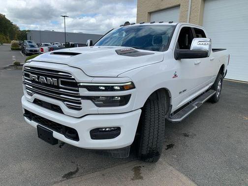 2025 RAM 2500 Laramie Crew Cab 4x4 6'4' Box