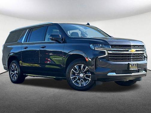 2023 Chevrolet Suburban LT