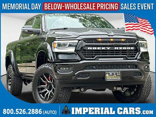 Diamond Black Crystal Pearlcoat 2023 RAM 1500 Big Horn/Lone Star