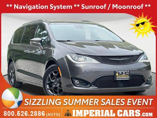 Granite Crystal Metallic Clearcoat 2020 Chrysler Pacifica Limited