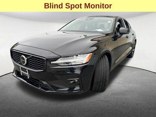 2025 Volvo S60 B5 Core