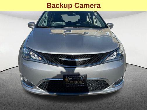 2018 Chrysler Pacifica Touring-L