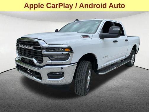 Bright White Clearcoat 2026 RAM 2500 Big Horn Crew Cab 4x4 6'4' Box
