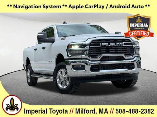 Bright White Clearcoat 2026 RAM 2500 Big Horn Crew Cab 4x4 6'4' Box