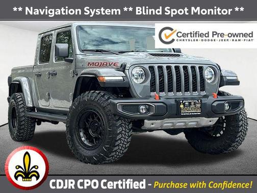 Sting-Gray Clearcoat 2022 Jeep Gladiator Mojave 4x4