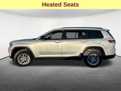 2022 Jeep Grand Cherokee L Laredo