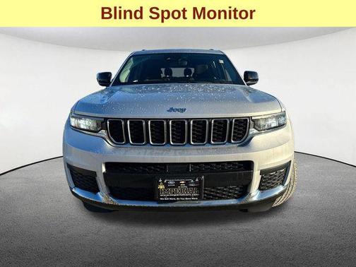 2022 Jeep Grand Cherokee L Laredo